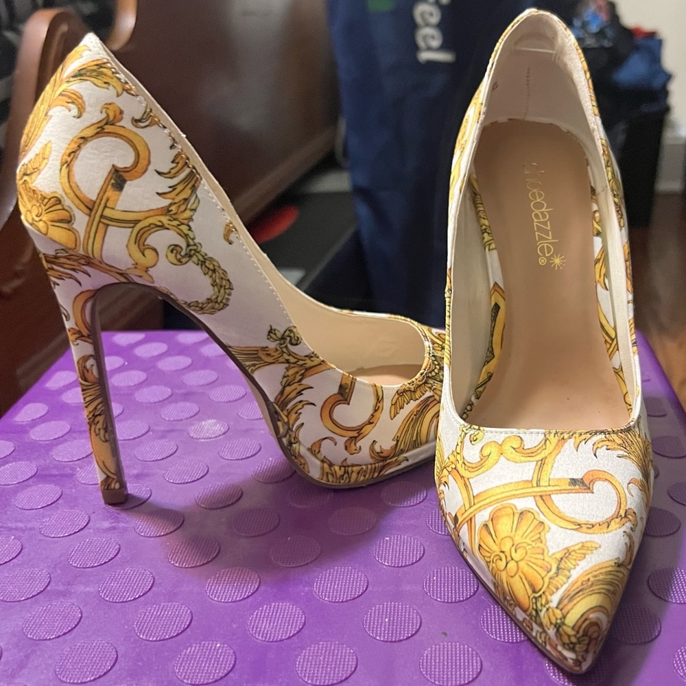 Women’s Pump